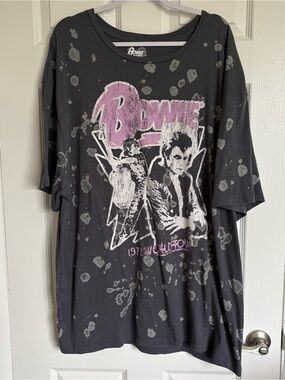 Bowie 2X graphic tee